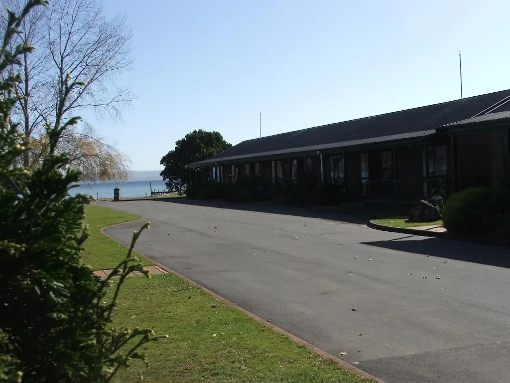 Cedarwood Lakeside Motel & Conference Venue Rotorua