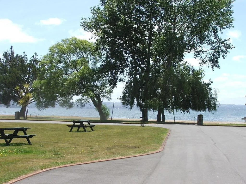 Cedarwood Lakeside Motel & Conference Venue Rotorua